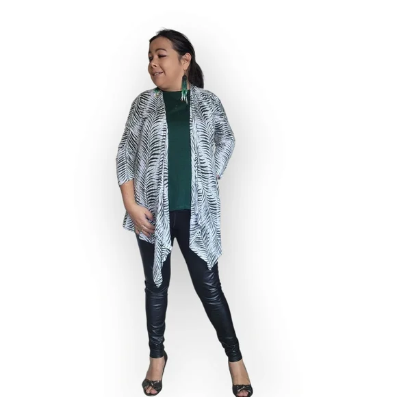 Chic Zebra Pattern Drape Cardigan - Picture 11 of 13